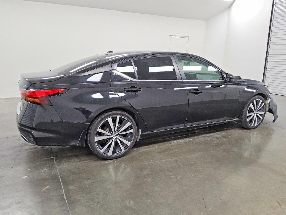 2020 NISSAN ALTIMA SR 3
