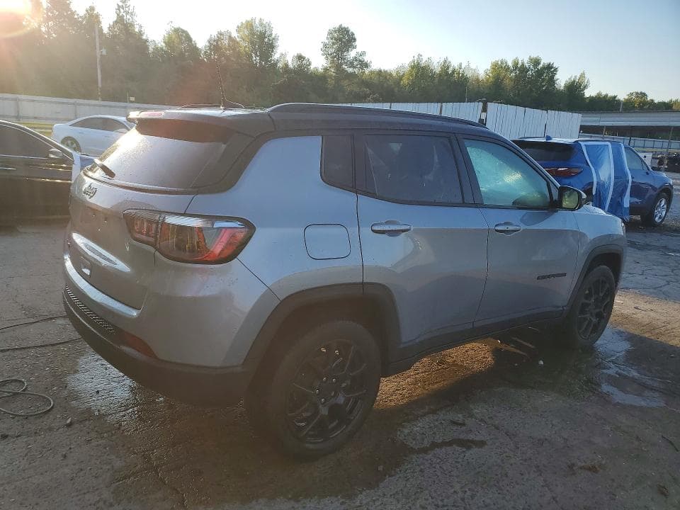 2023 JEEP COMPASS LATITUDE 3