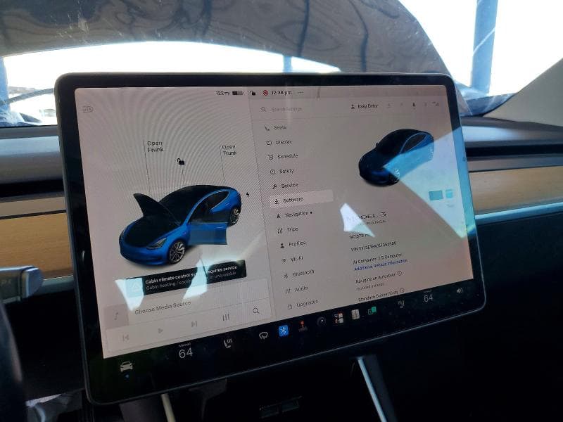 2018 TESLA MODEL 3 9
