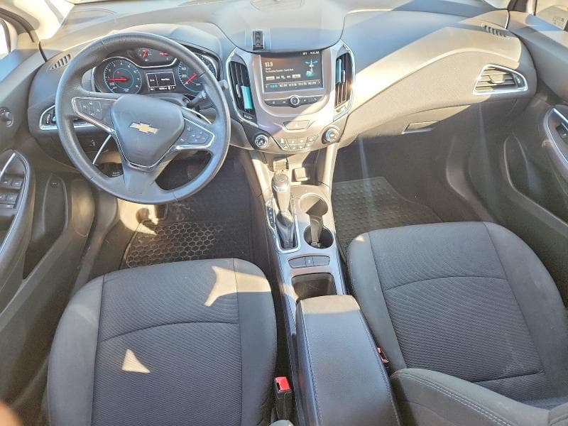 2017 CHEVROLET CRUZE LT 8