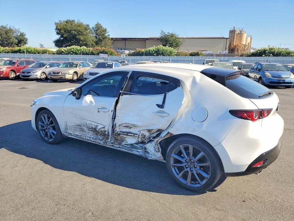 2023 MAZDA 3 SELECT 2