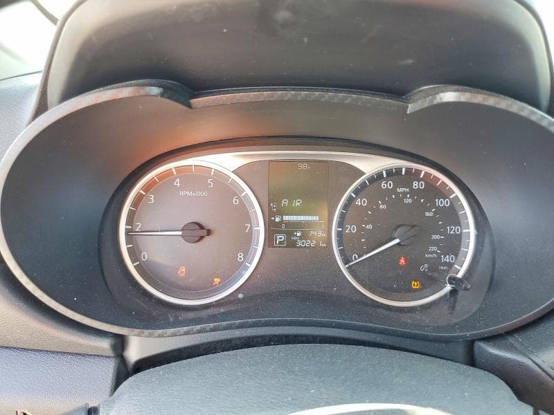 2021 NISSAN VERSA S 9