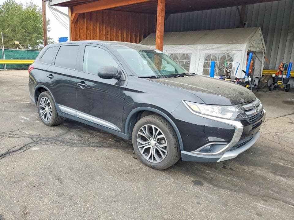 2018 MITSUBISHI OUTLANDER SE 4