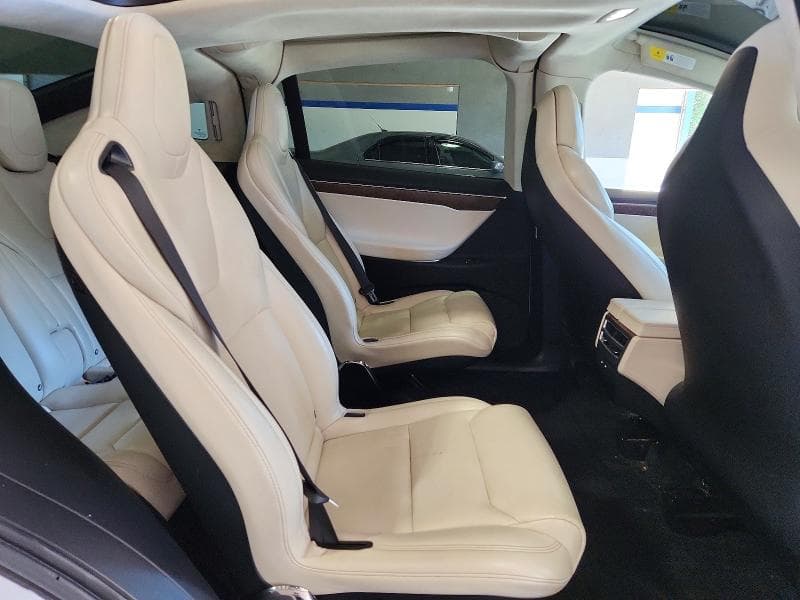 2017 TESLA MODEL X 10