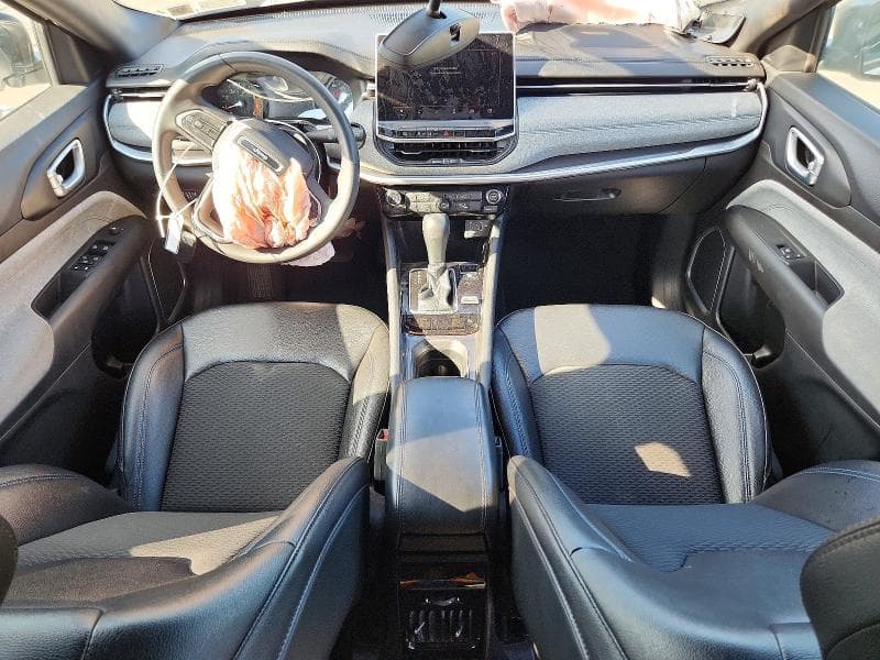 2024 JEEP COMPASS LATITUDE 8