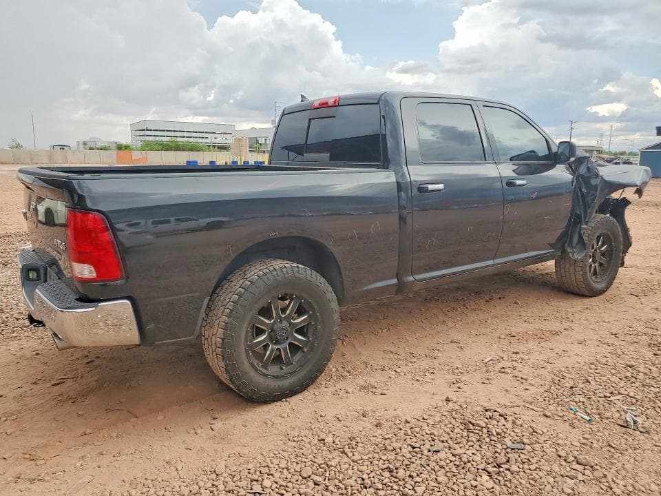 2018 RAM 1500 SLT 3