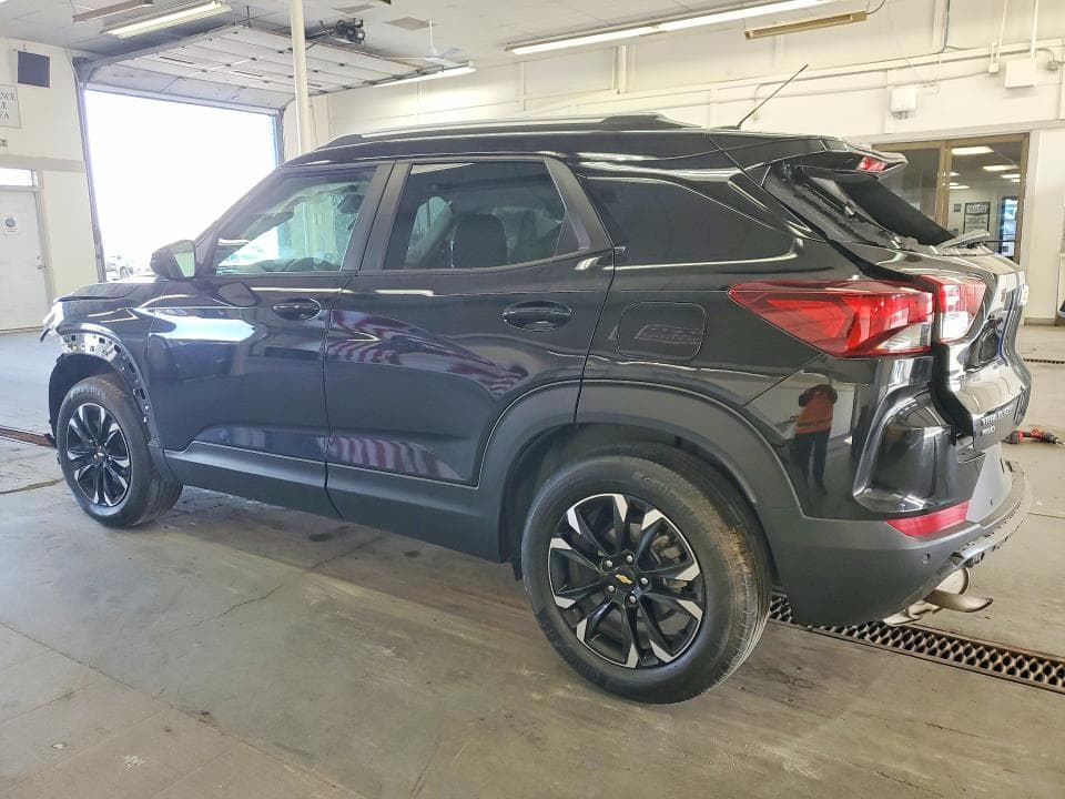 2022 CHEVROLET TRAILBLAZER LT 2