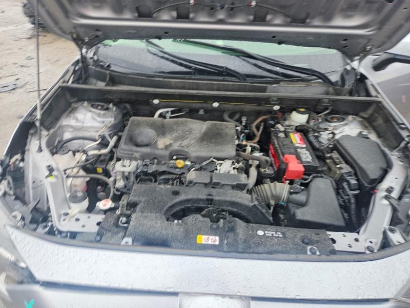 2019 TOYOTA RAV4 LE 12