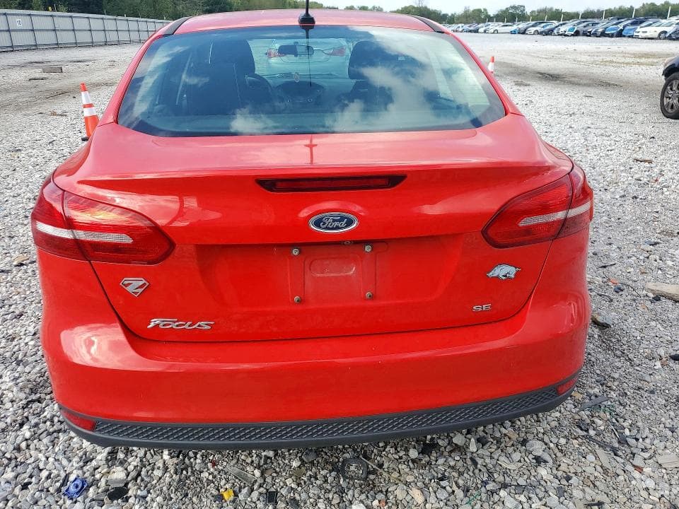 2017 FORD FOCUS SE 6