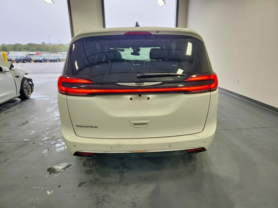 2026 CHRYSLER PACIFICA SELECT 6