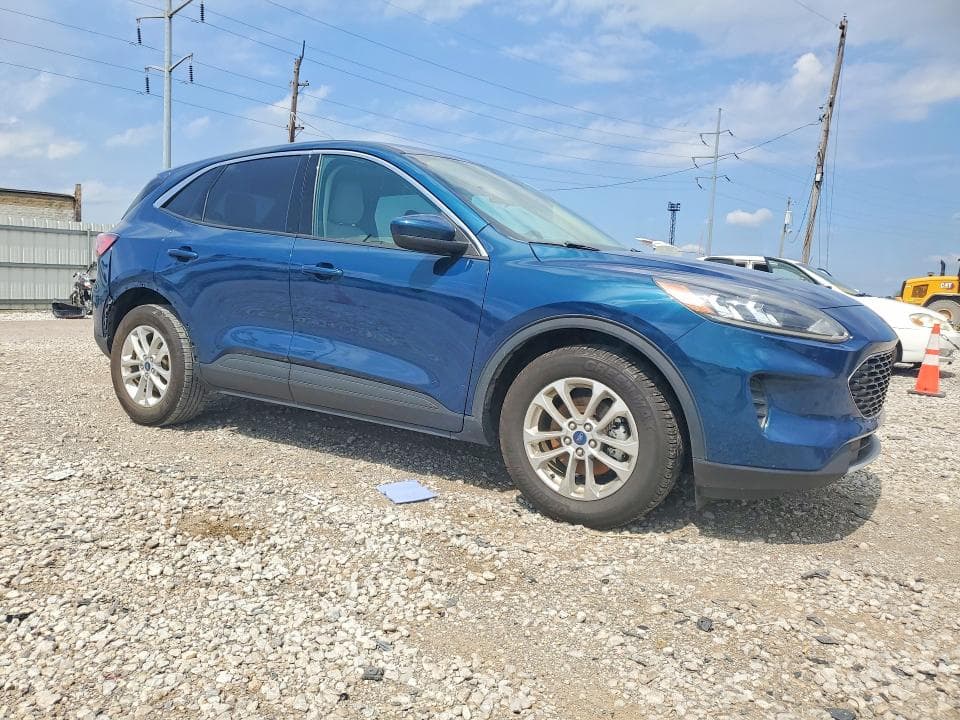 2020 FORD ESCAPE SE 4