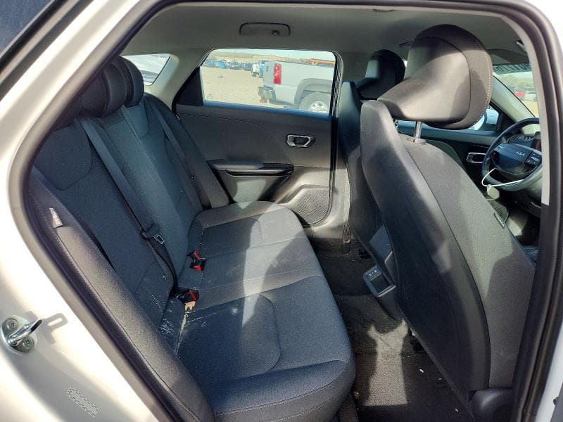2025 KIA K4 LX 10