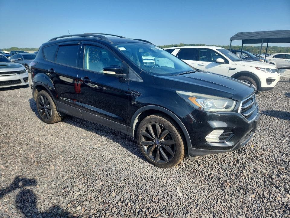 2017 FORD ESCAPE TITANIUM 4