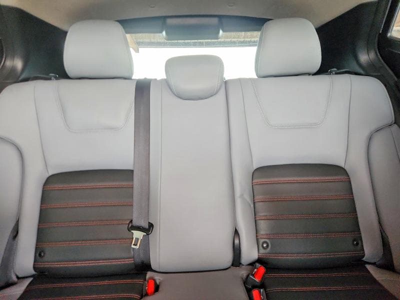 2023 NISSAN KICKS SR 10