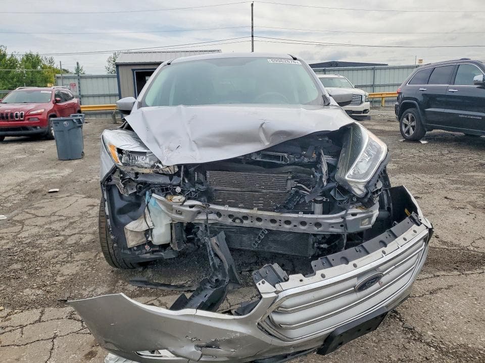2017 FORD ESCAPE SE 5