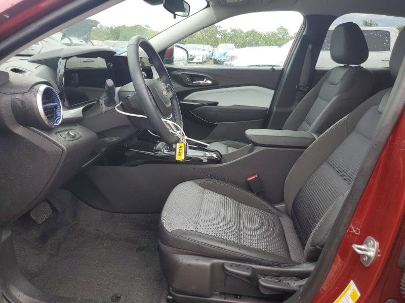 2024 CHEVROLET TRAX 1LT 7