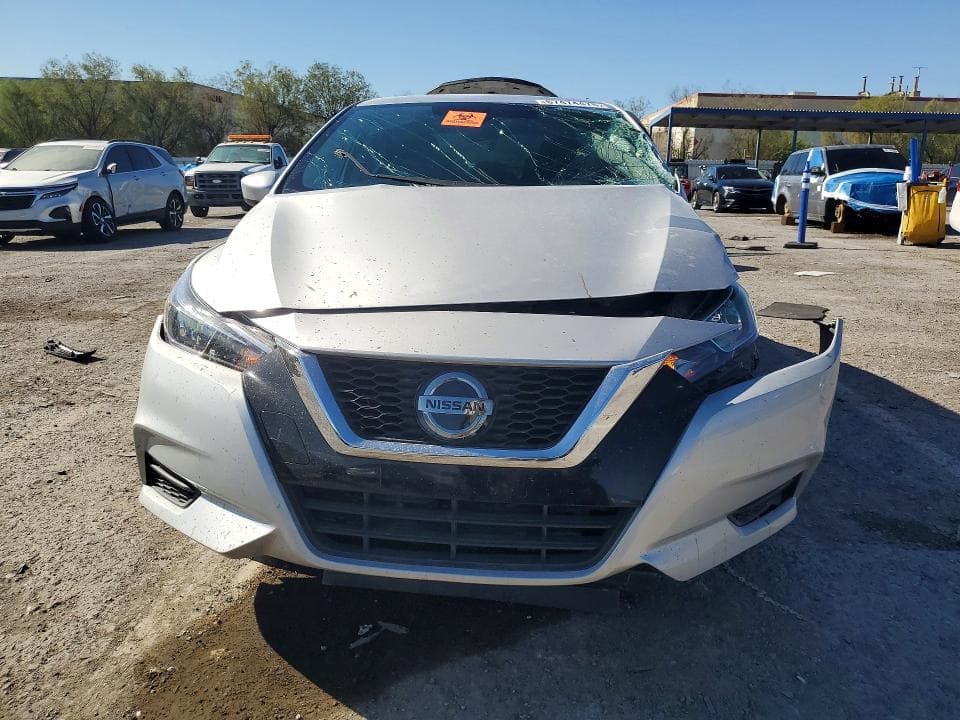 2022 NISSAN VERSA SV 5