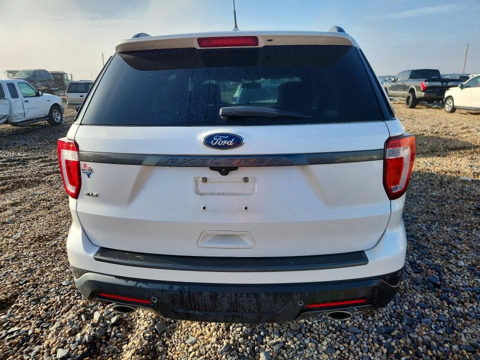 2018 FORD EXPLORER XLT 6