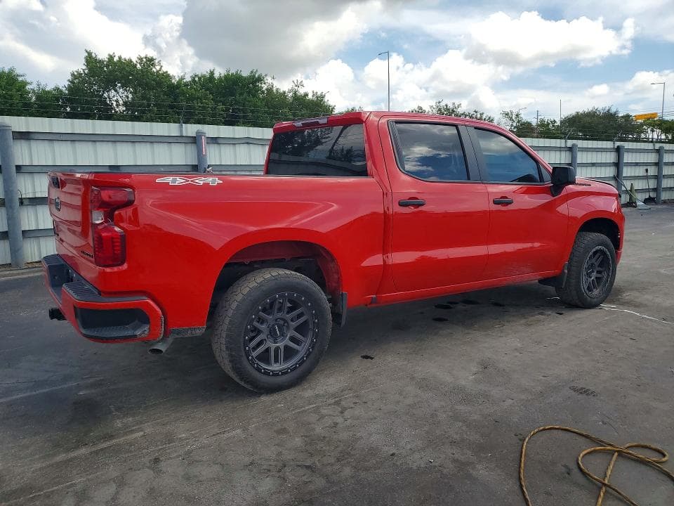 2025 CHEVROLET SILVERADO K1500 CUSTOM 3