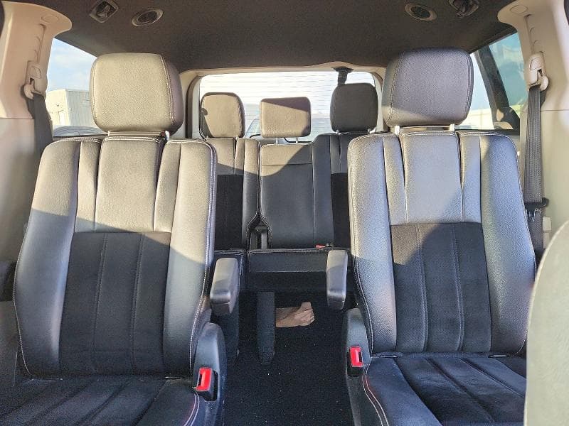 2017 DODGE GRAND CARAVAN SE 10