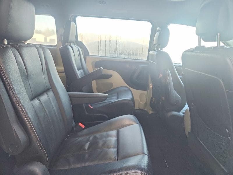 2017 DODGE GRAND CARAVAN CREW 11