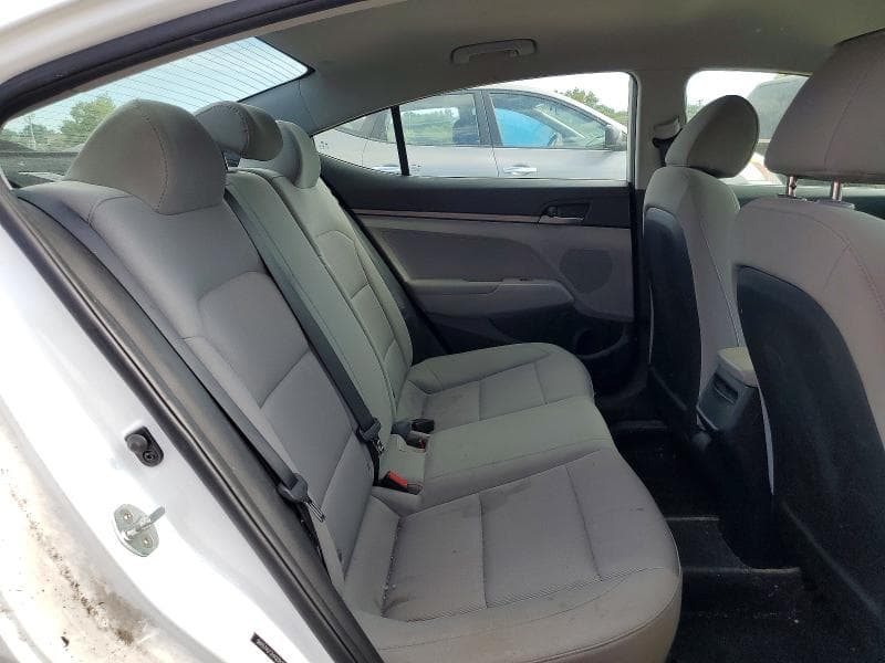 2017 HYUNDAI ELANTRA SE 10
