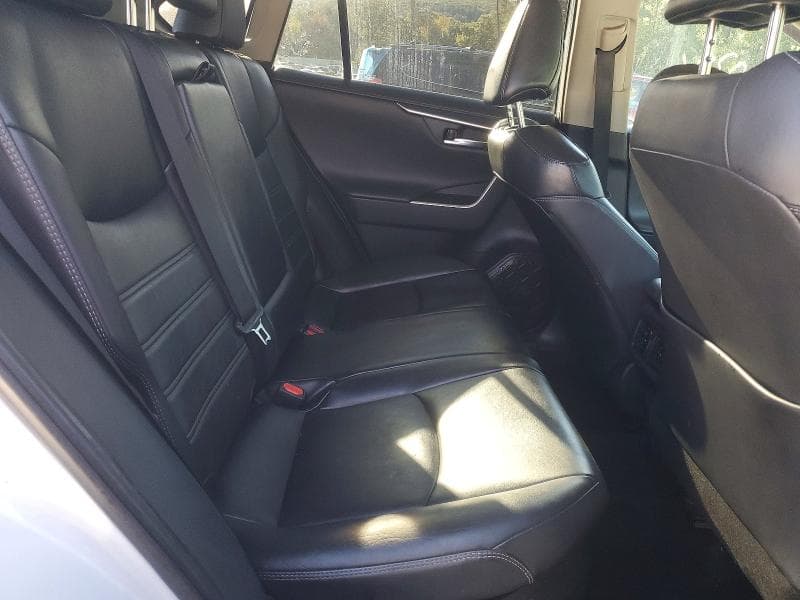 2019 TOYOTA RAV4 LIMITED 11
