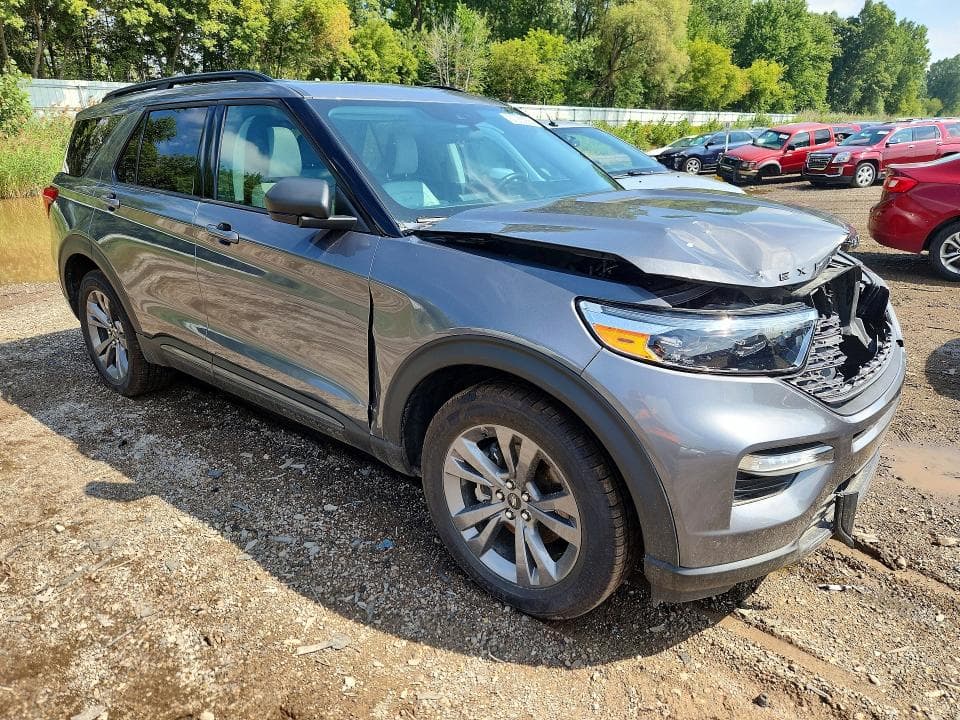 2021 FORD EXPLORER XLT 4