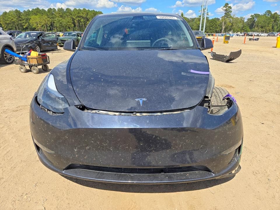 2024 TESLA MODEL Y 5