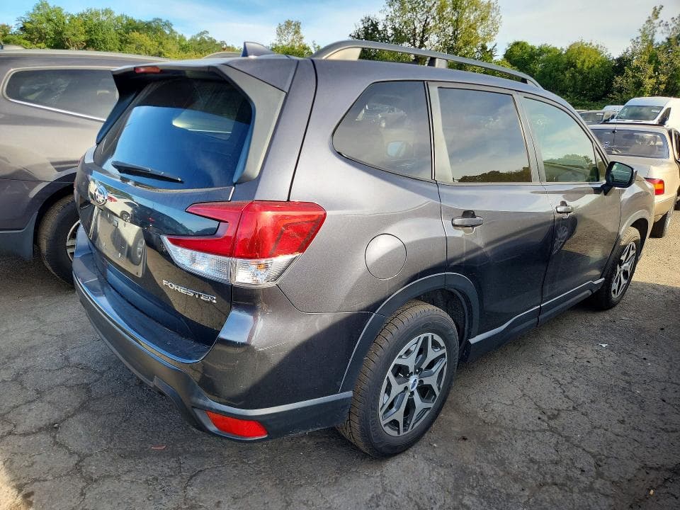 2019 SUBARU FORESTER PREMIUM 3