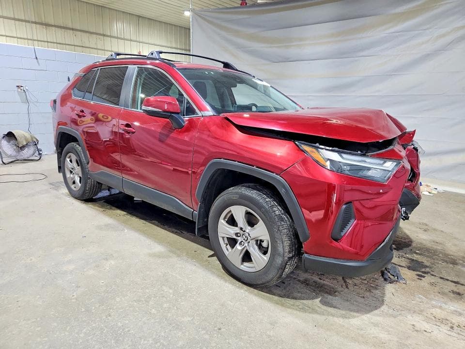 2025 TOYOTA RAV4 XLE 4