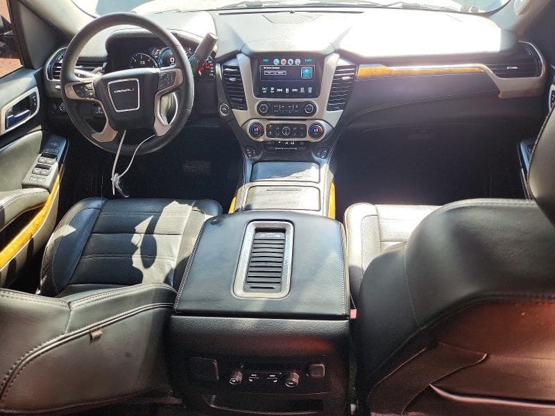 2017 GMC YUKON DENALI 8