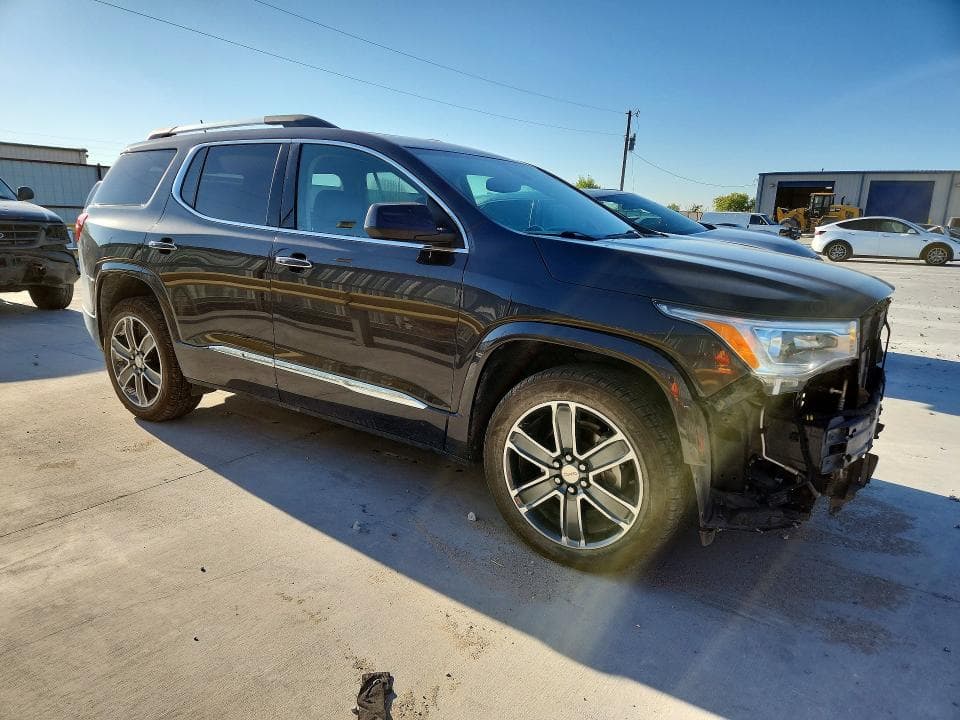 2018 GMC ACADIA DENALI 4