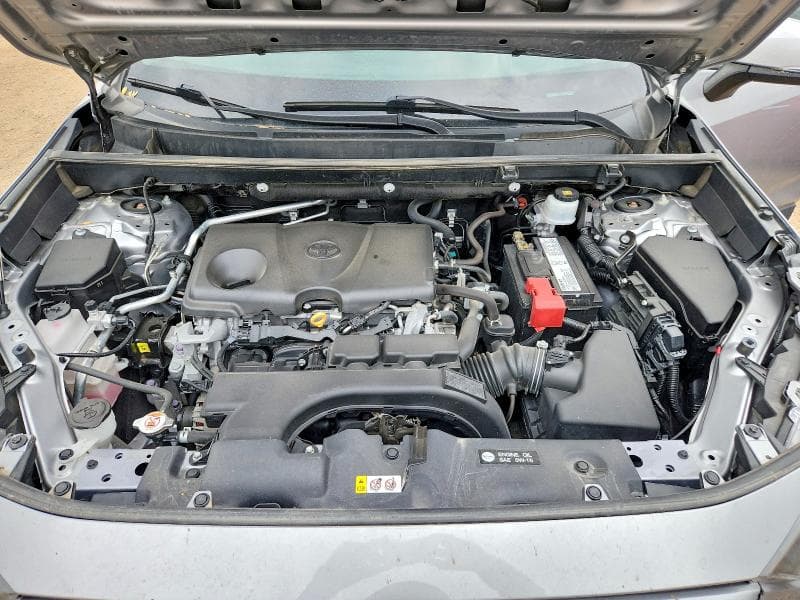 2019 TOYOTA RAV4 LE 12