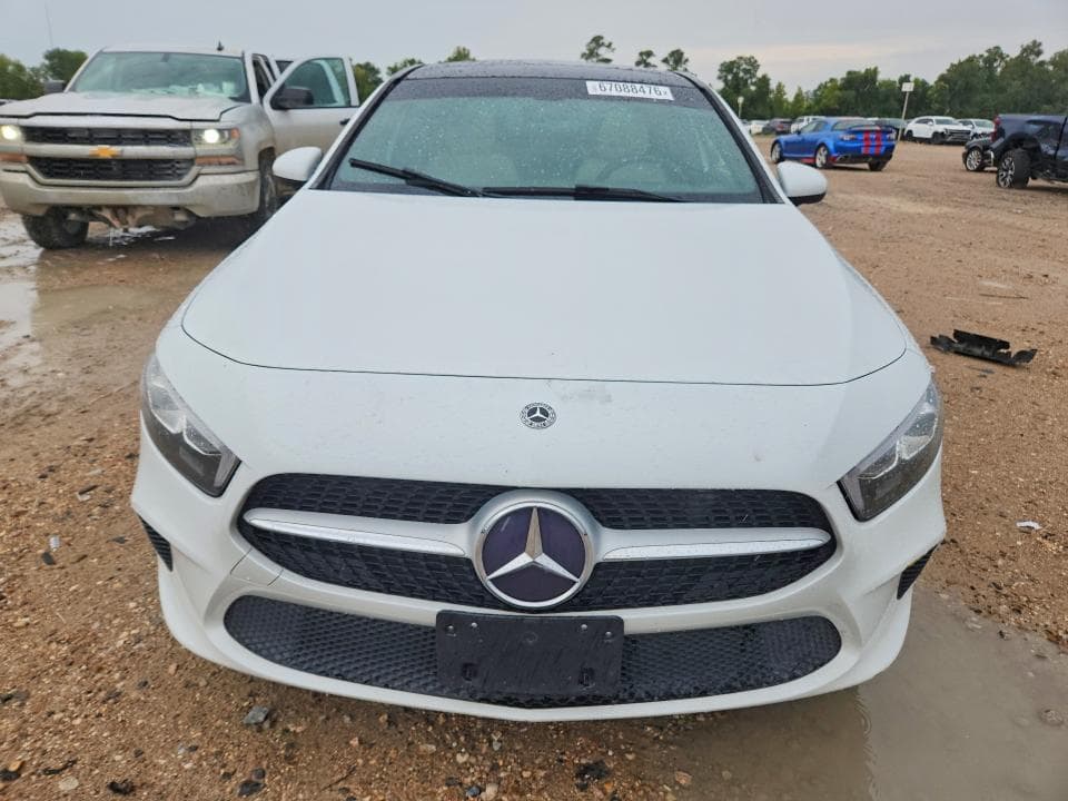 2020 MERCEDES-BENZ A 220 4MATIC 5