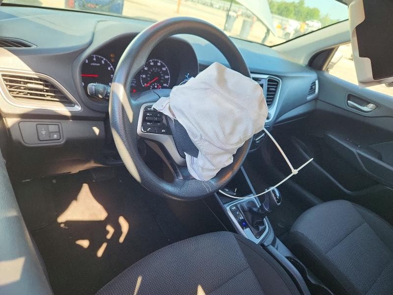 2018 HYUNDAI ACCENT SE 8
