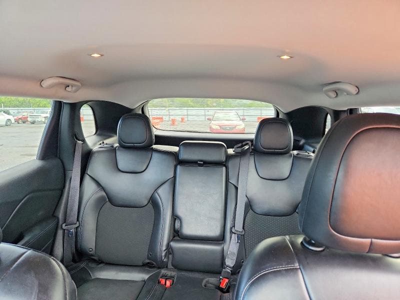 2019 JEEP CHEROKEE LATITUDE PLUS 10