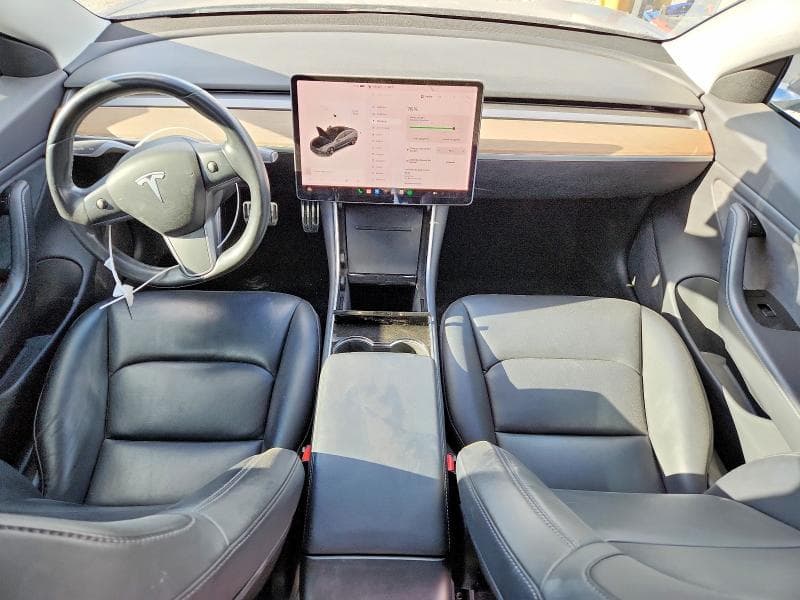 2018 TESLA MODEL 3 8