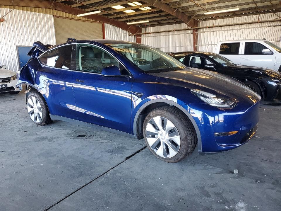 2022 TESLA MODEL Y 4