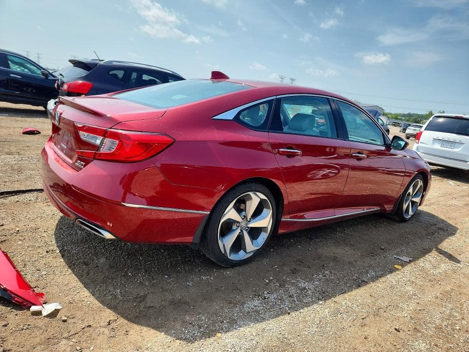 2018 HONDA ACCORD TOURING 3