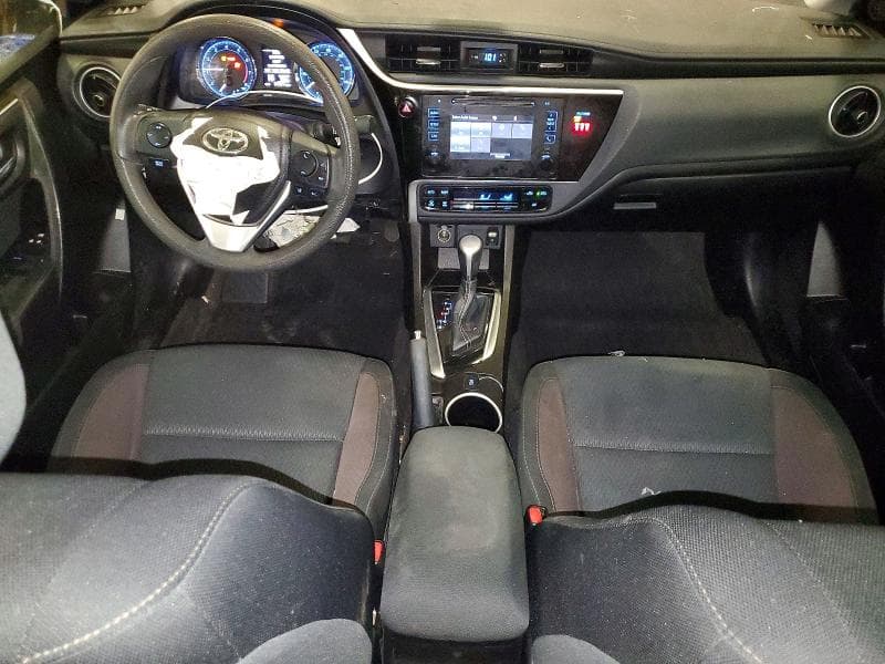 2019 TOYOTA COROLLA L 8