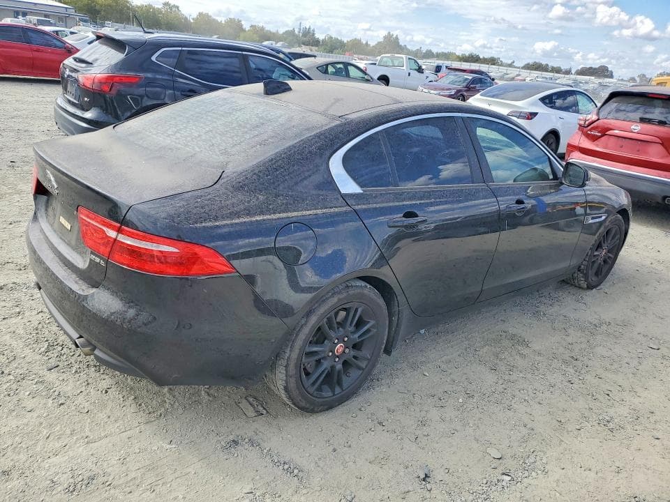 2017 JAGUAR XE PREMIUM 3