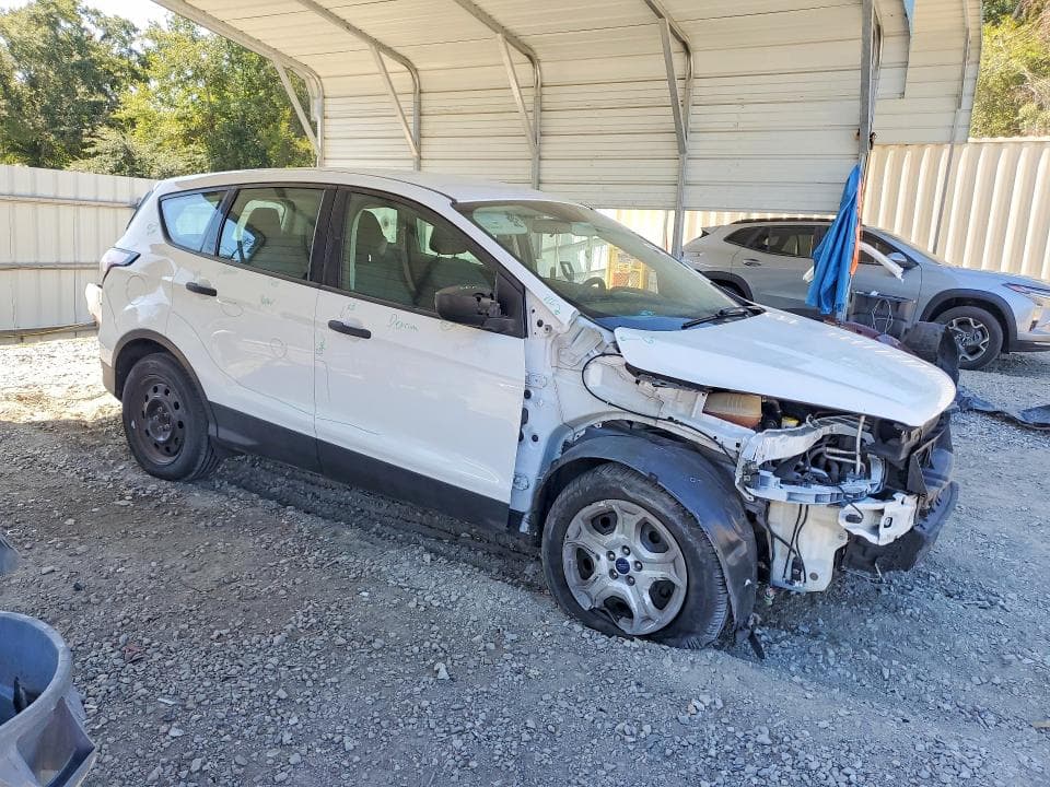 2017 FORD ESCAPE S 4