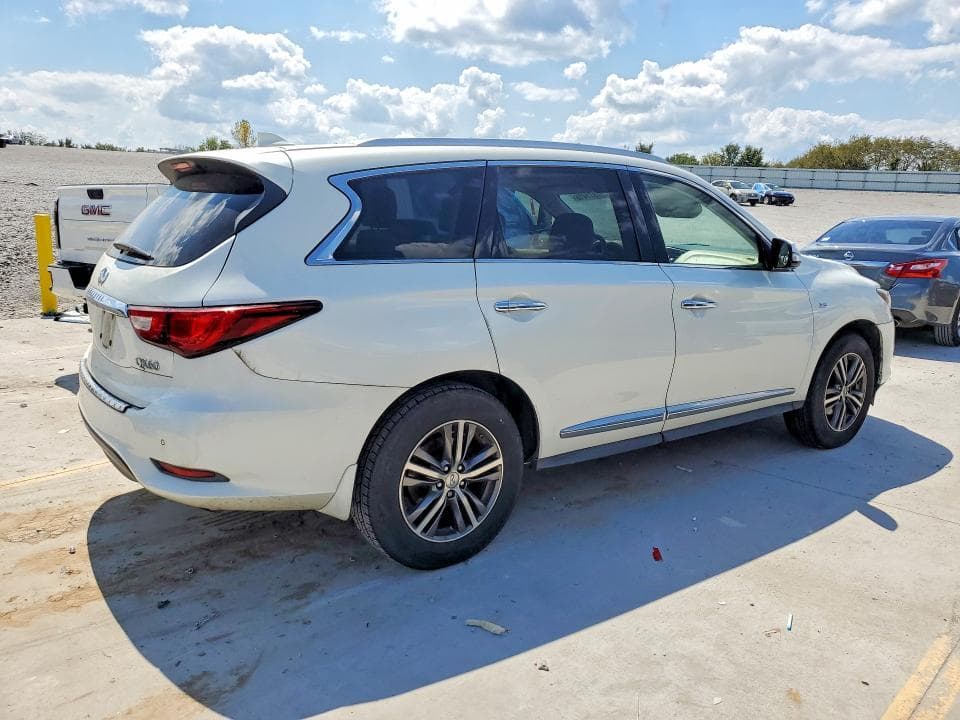 2017 INFINITI QX60 BASE 3