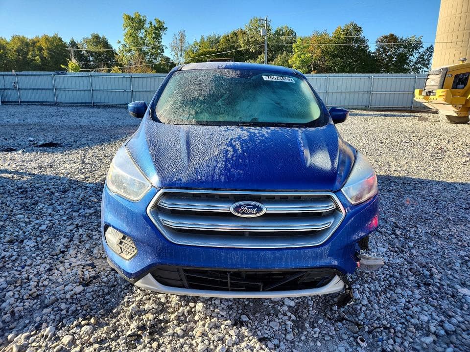 2017 FORD ESCAPE SE 5