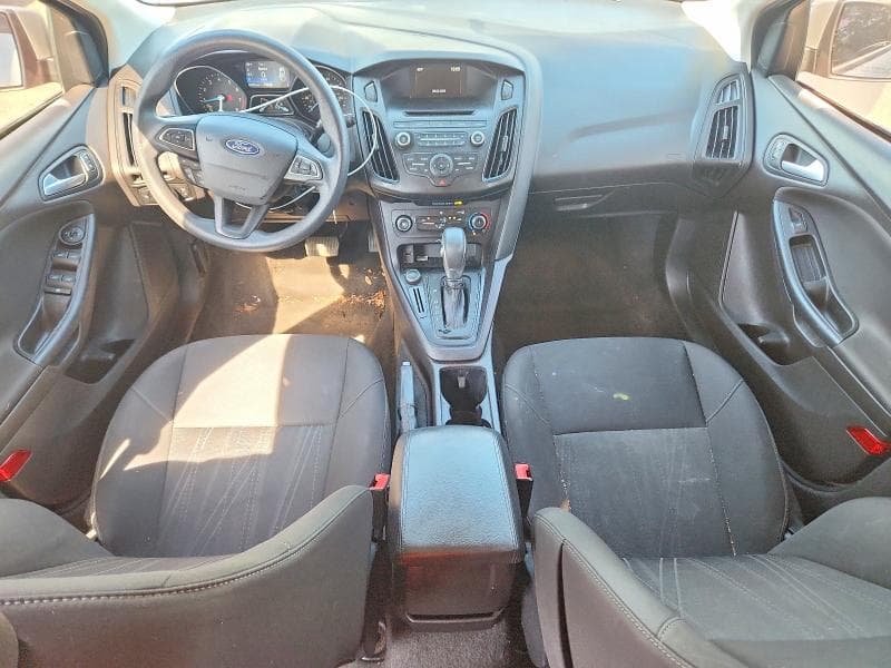 2017 FORD FOCUS SE 8