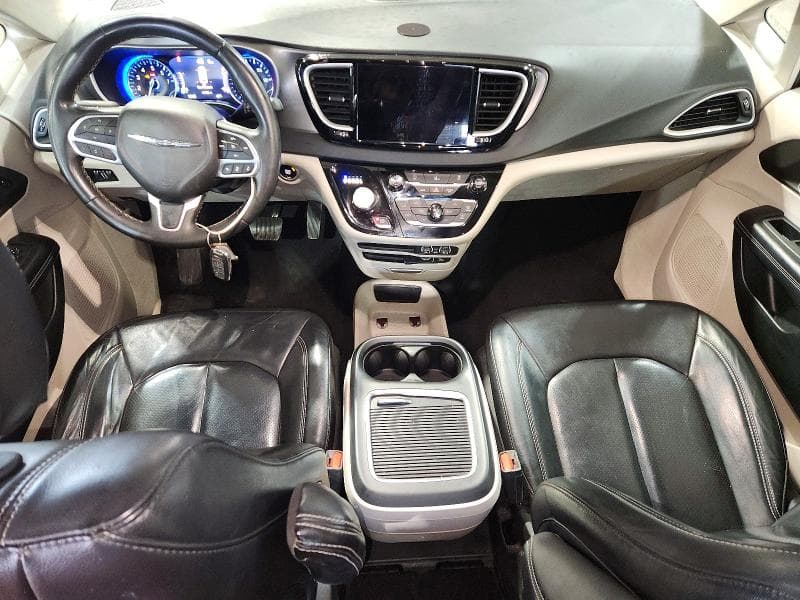 2022 CHRYSLER PACIFICA TOURING L 8