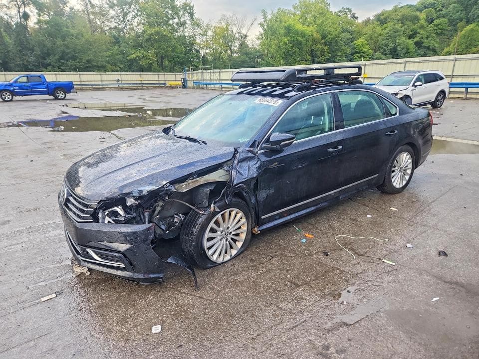 2017 VOLKSWAGEN PASSAT SE - 1