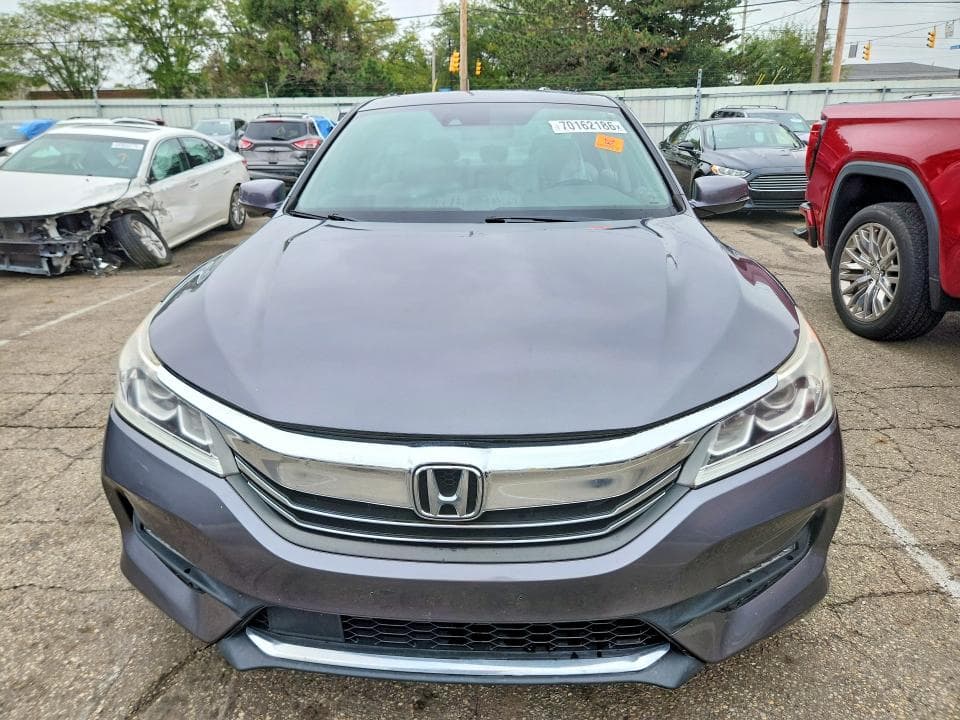 2017 HONDA ACCORD EX 5