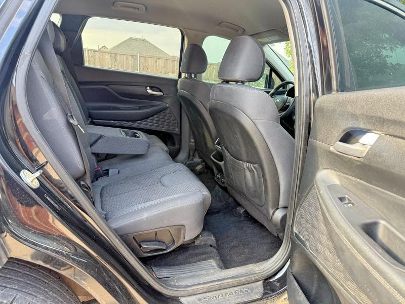 2019 HYUNDAI SANTA FE SE 6